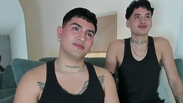 Snapshot of MatheoVelez chatting on March 3, 2025, 5:53 am MatheoVelez online show from March 3, 2025, 5:53 am