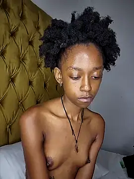 02Boitybaby online show from February 21, 2025, 4:26 pm