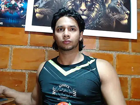 Snapshot of alextonbruno chatting on September 8, 2025, 10:20 pm alextonbruno online show from September 8, 2025, 10:20 pm