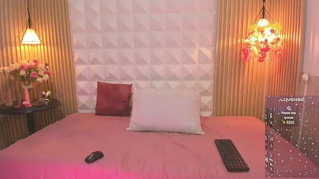 Snapshot of Melanieharriso_ chatting on December 28, 2024, 8:36 pm Melanieharriso online show from December 28, 2024, 8:36 pm