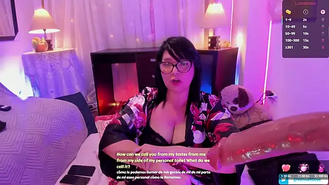 Venus R0se online show from April 17, 2026, 7:11 am