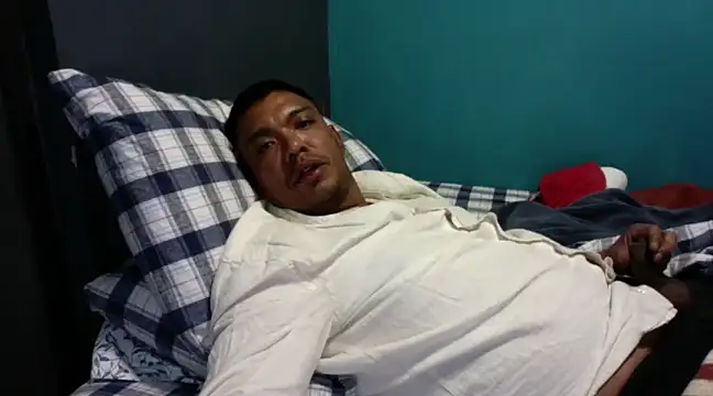 Snapshot of TUMORENO1 chatting on December 16, 2024, 9:14 am TUMORENO1 online show from December 16, 2024, 9:14 am