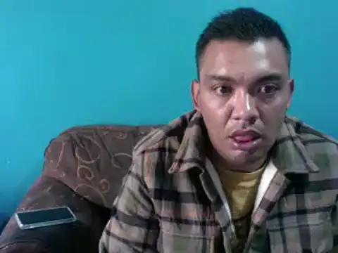 Snapshot of TUMORENO1 chatting on January 9, 2025, 6:36 pm TUMORENO1 online show from January 9, 2025, 6:36 pm