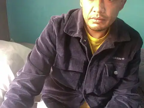 Snapshot of TUMORENO1 chatting on January 28, 2025, 9:19 pm TUMORENO1 online show from January 28, 2025, 9:19 pm