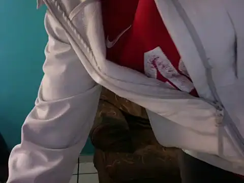 Snapshot of TUMORENO1 chatting on September 18, 2025, 6:32 pm TUMORENO1 online show from September 18, 2025, 6:32 pm