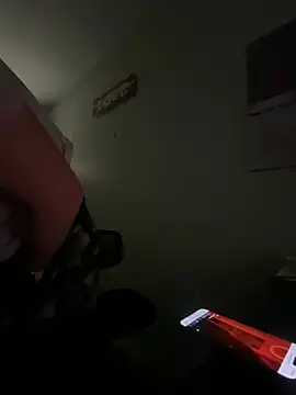 Snapshot of twentywithafelonyy chatting on February 16, 2025, 12:43 pm twentywithafelonyy online show from February 16, 2025, 12:43 pm