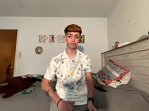 Snapshot of twentywithafelonyy chatting on October 19, 2025, 8:09 pm twentywithafelonyy online show from October 19, 2025, 8:09 pm