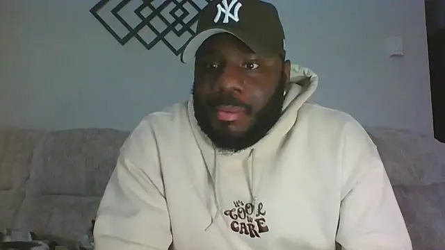 Stayinalive1992 online show from January 9, 2026, 4:37 am