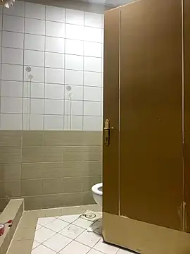 Layla-daloua online show from January 10, 2026, 11:12 am