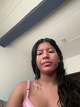 NiaBlanco online show from November 5, 2025, 12:49 pm