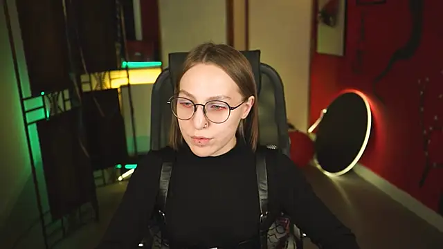 AphexQueen online show from February 13, 2025, 9:20 am