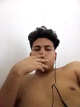 juanpr 1-15 online show from November 15, 2025, 5:27 am