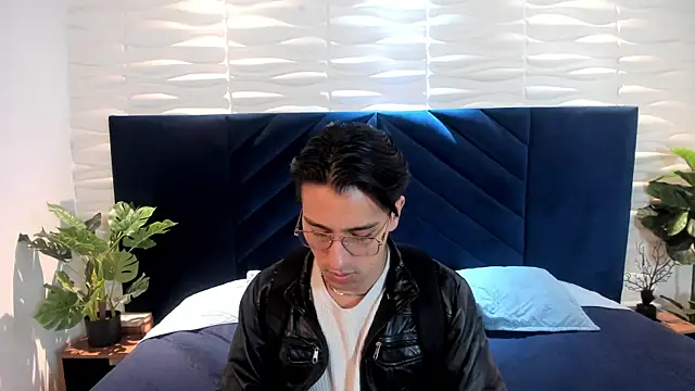 Snapshot of Andy_Joy_ chatting on June 26, 2026, 11:03 am Andy Joy online show from June 26, 2026, 11:03 am