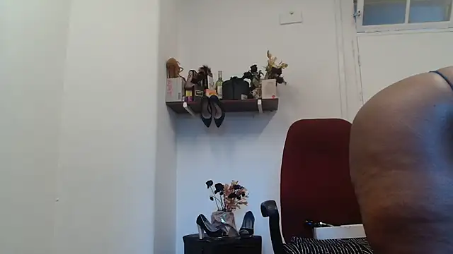 xTALLSEXYBUMx online show from October 23, 2025, 4:34 am