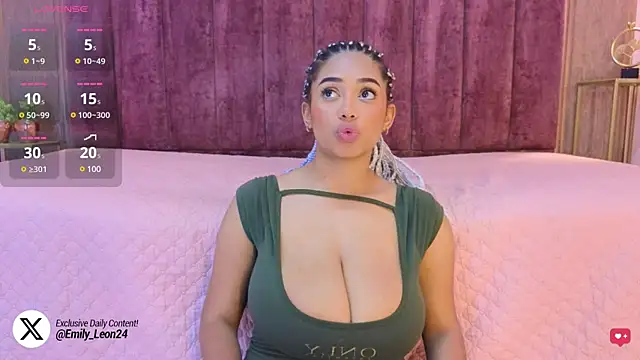 Emy leon online show from January 12, 2025, 7:42 pm