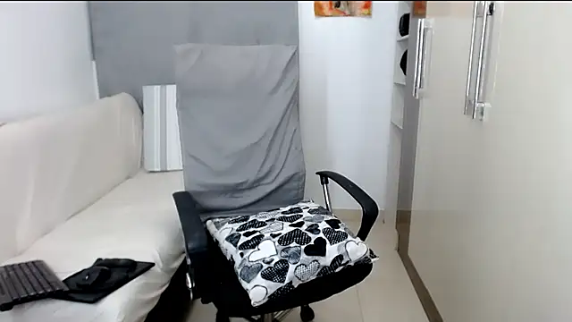 Laura-pervert online show from January 14, 2025, 2:19 am