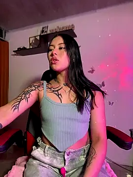 emily 22x online show from September 29, 2025, 9:41 pm