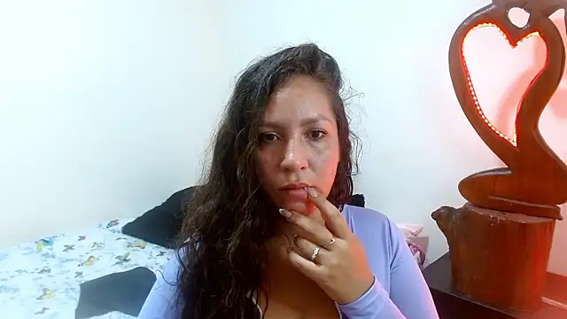 naihroby online show from December 1, 2024, 11:36 pm