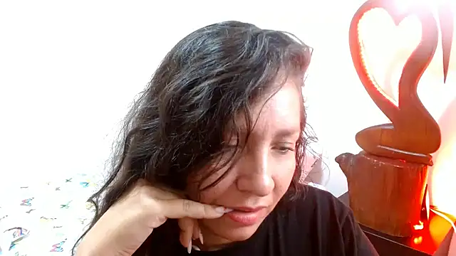 naihroby online show from December 22, 2024, 11:31 pm