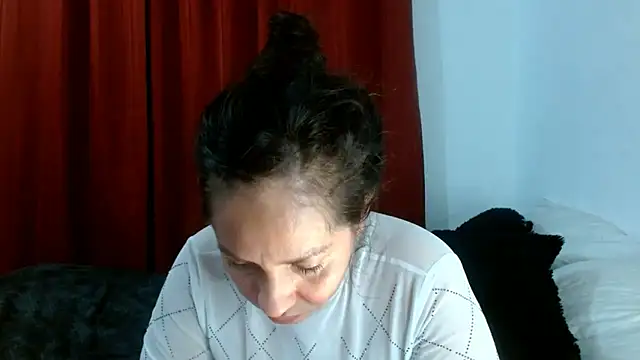 naihroby online show from March 12, 2025, 1:03 am