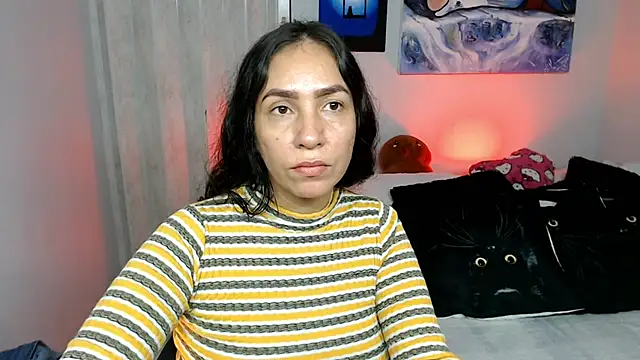 naihroby online show from April 13, 2026, 4:51 am