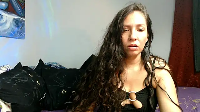 Snapshot of naihroby chatting on June 23, 2026, 4:32 am naihroby online show from June 23, 2026, 4:32 am