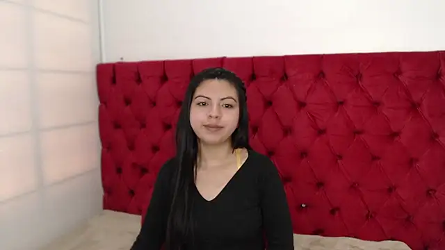 CarolineBrunx online show from January 11, 2025, 5:40 pm