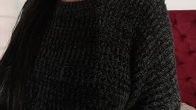 CarolineBrunx online show from January 14, 2025, 2:22 pm