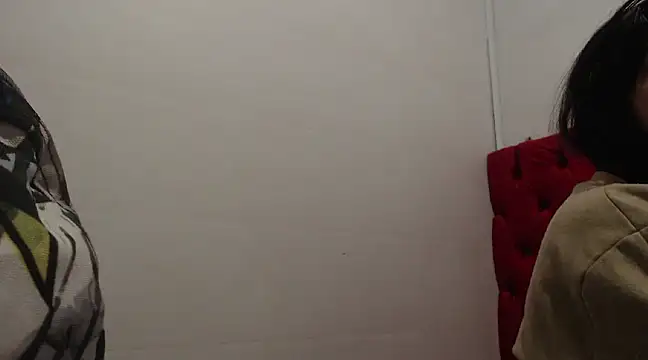 CarolineBrunx online show from February 11, 2025, 7:54 am