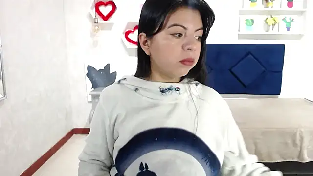 CarolineBrunx online show from October 4, 2025, 3:26 am