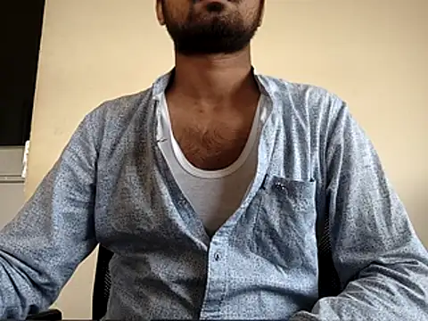 Ishan003 online show from May 10, 2026, 6:40 am