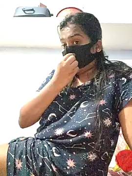 Snapshot of Priya_Strip chatting on December 24, 2024, 5:44 pm Priya Strip online show from December 24, 2024, 5:44 pm