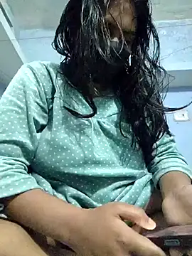 Snapshot of Priya_Strip chatting on January 20, 2025, 6:53 pm Priya Strip online show from January 20, 2025, 6:53 pm