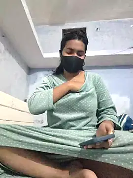 Snapshot of Priya_Strip chatting on February 23, 2025, 5:56 am Priya Strip online show from February 23, 2025, 5:56 am