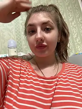 Snapshot of sexyy_girl_ chatting on December 30, 2024, 12:09 pm sexyy girl online show from December 30, 2024, 12:09 pm