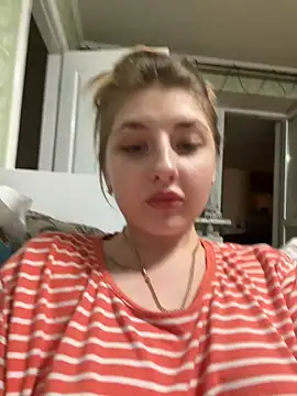 Snapshot of sexyy_girl_ chatting on January 6, 2025, 4:34 pm sexyy girl online show from January 6, 2025, 4:34 pm