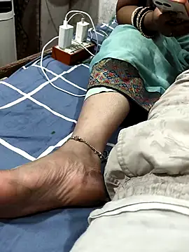 Bhabhi desi12 online show from October 18, 2025, 6:41 pm