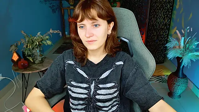 LolaAsmus online show from October 15, 2025, 5:18 am