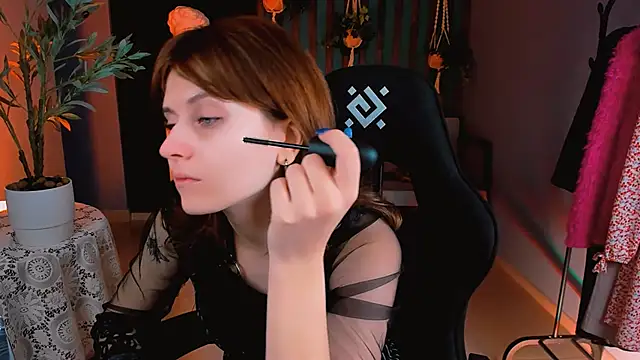 LolaAsmus online show from November 14, 2025, 7:51 am