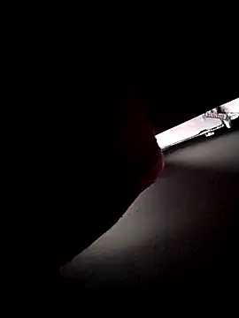 Jovende28 online show from November 4, 2025, 5:12 pm