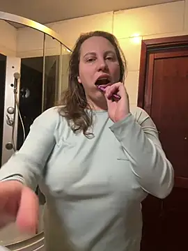 Yanacool007 online show from February 9, 2026, 1:04 pm