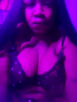 Snapshot of Gripperke00 chatting on February 6, 2025, 12:00 am Gripperke00 online show from February 6, 2025, 12:00 am