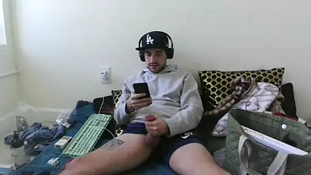 Snapshot of SirCharlesXXX chatting on January 31, 2025, 11:35 pm SirCharlesXXX online show from January 31, 2025, 11:35 pm