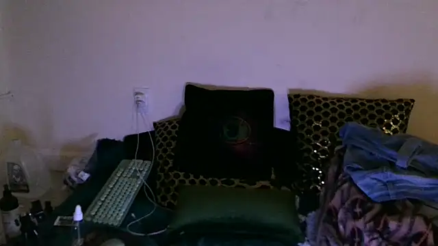 Snapshot of SirCharlesXXX chatting on February 1, 2025, 5:07 am SirCharlesXXX online show from February 1, 2025, 5:07 am