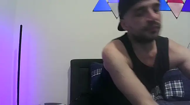 Snapshot of SirCharlesXXX chatting on February 20, 2025, 2:07 am SirCharlesXXX online show from February 20, 2025, 2:07 am