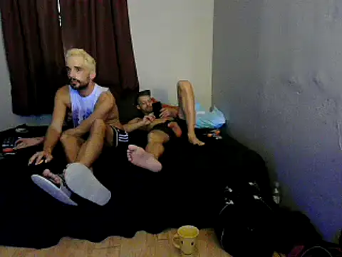 Snapshot of SirCharlesXXX chatting on September 30, 2025, 1:05 pm SirCharlesXXX online show from September 30, 2025, 1:05 pm