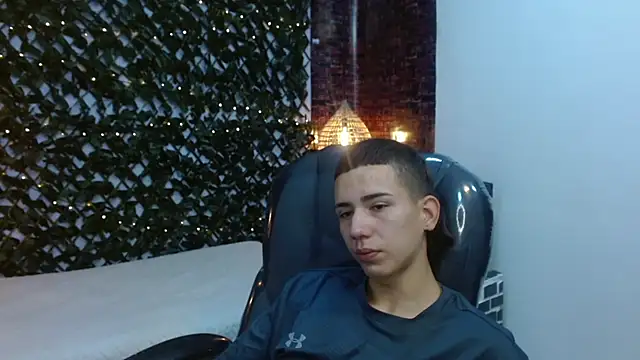 JackSwan18 online show from December 2, 2024, 1:24 pm