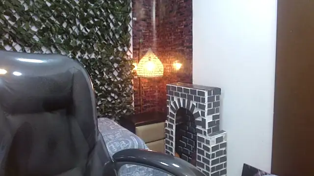 JackSwan18 online show from December 30, 2024, 1:14 pm