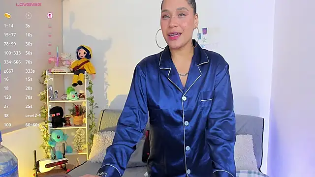 natty romanof 18 online show from February 9, 2026, 10:41 am