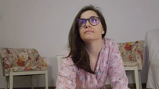 SophieeRain online show from October 6, 2025, 5:05 am